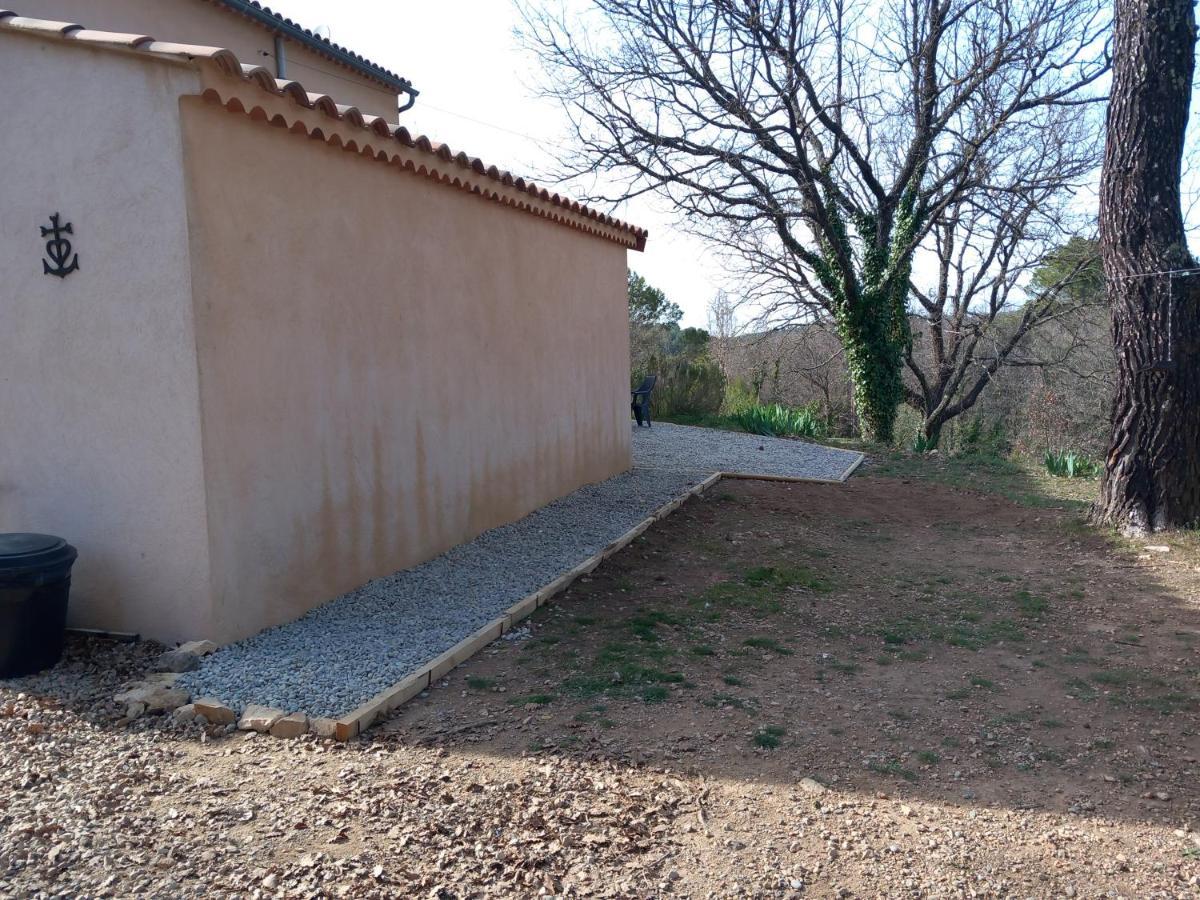 Le Refuge De Sissou Pontevès Exterior foto